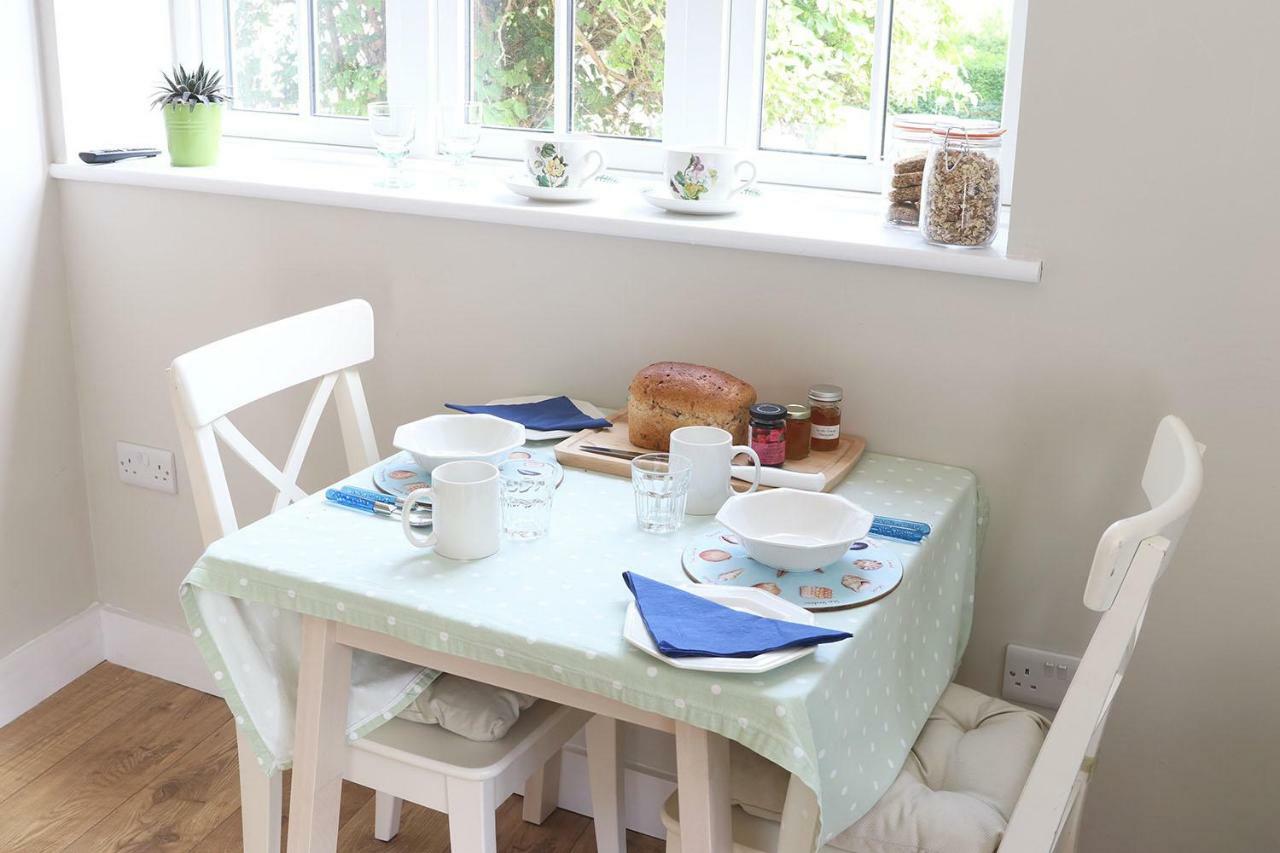 Rose Barn Apartment West Lavington Екстериор снимка