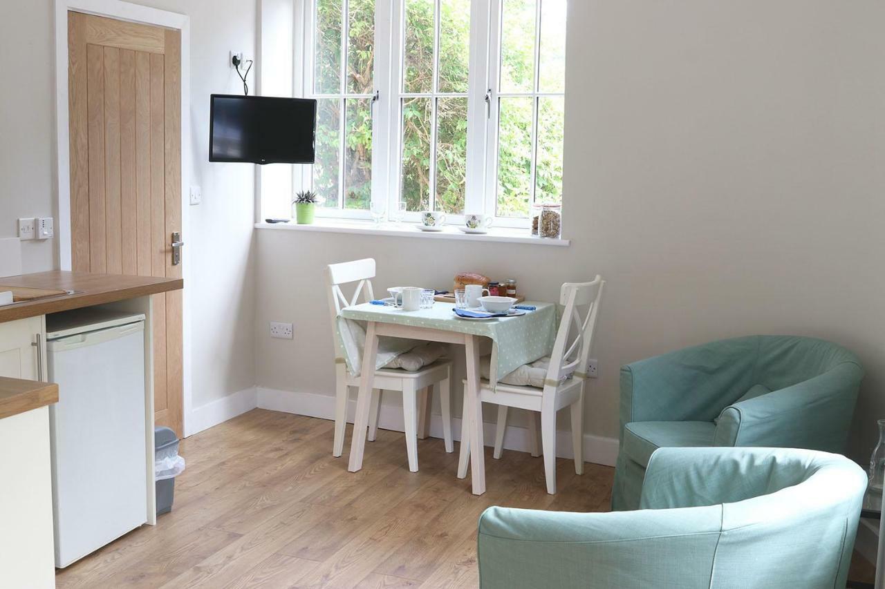 Rose Barn Apartment West Lavington Екстериор снимка