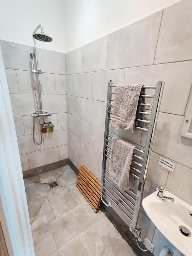 Rose Barn Apartment West Lavington Екстериор снимка